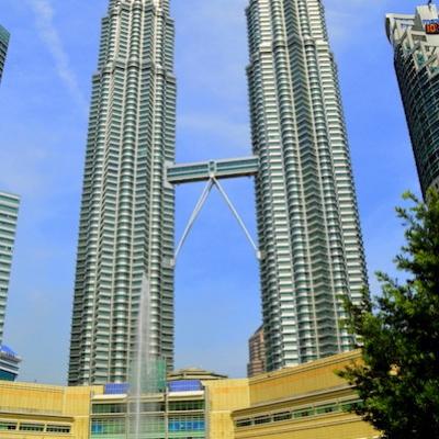 Tours petronas